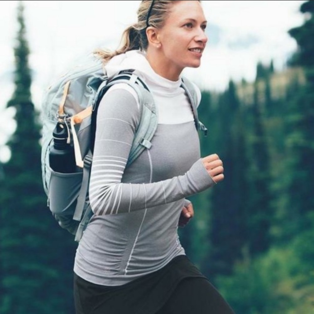 Athleta Light Gray and White Long-Sleeve Hoodie Top